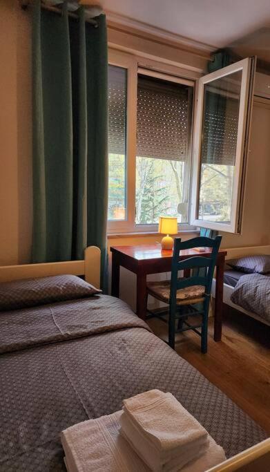 Vintage Flavor Apartment/Home Tirana Esterno foto